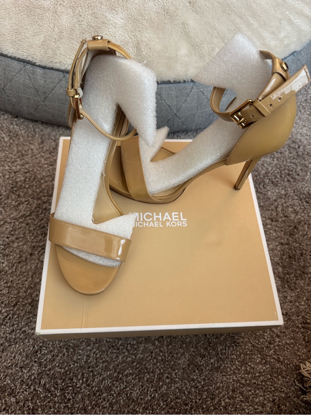 Vintage early 2000’s Michael Kors Tan High Heel Ankle Strap Sandals - Picture 2 of 4